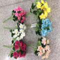 Romantic Artificial Flower Mini Bouquet for Valentine′s Day Flower Petals for Mother′s Day Birthday Gift